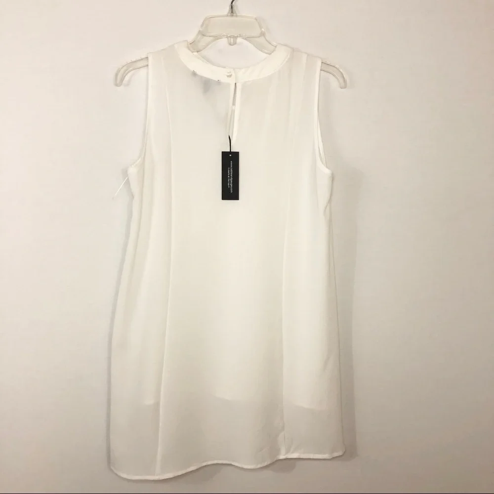 Cable & Gauge NWOT Women’s Sleeveless Choker Top‎ M